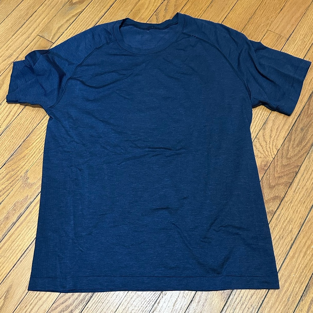 Lululemon Metal Vent Short Sleeve Tech Shirt - Navy / Blue